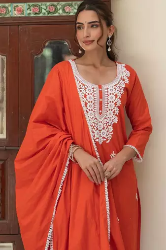 Women Ethnic Motifs Embroidered Regular Thread Work Pure Cotton Kurta with Trousers & With Dupatta