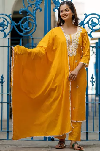 Women Ethnic Motifs Embroidered Regular Thread Work Pure Cotton Kurta with Trousers & With Dupatta