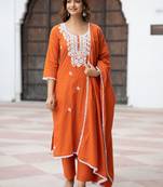 Women Ethnic Motifs Embroidered Regular Thread Work Pure Cotton Kurta with Trousers & With Dupatta