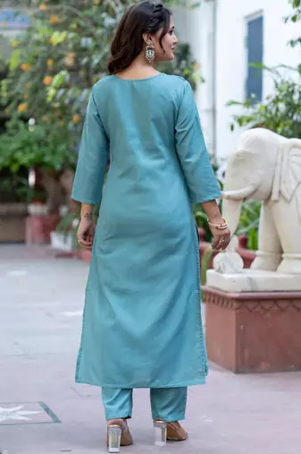 Floral Embroidered Thread Work Pure Cotton Kurta With Trouser