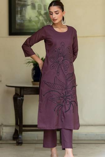 Floral Embroidered Straight Thread Work Pure Cotton Kurta With Trousers