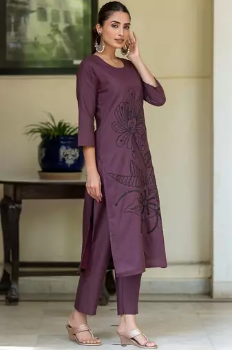 Floral Embroidered Straight Thread Work Pure Cotton Kurta With Trousers
