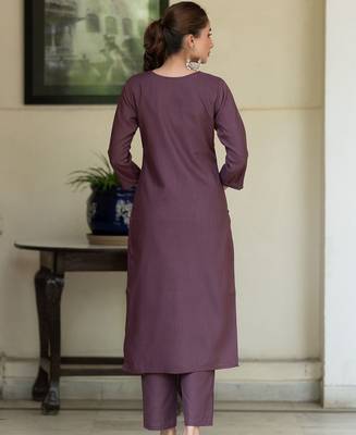 Floral Embroidered Straight Thread Work Pure Cotton Kurta With Trousers 5