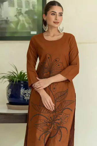 Women Floral Embroidered Regular Thread Work Pure Cotton Kurta with Trousers