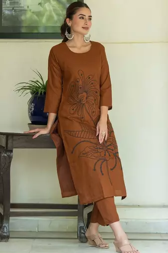 Women Floral Embroidered Regular Thread Work Pure Cotton Kurta with Trousers