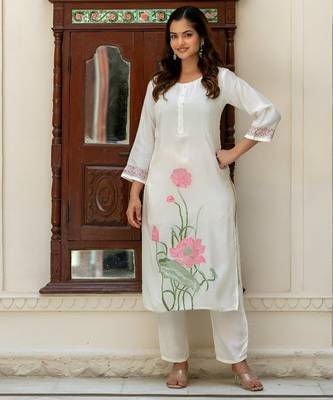 Women Floral Printed Knee Length Regular Pure Silk Straight Kurta with Trousers 1