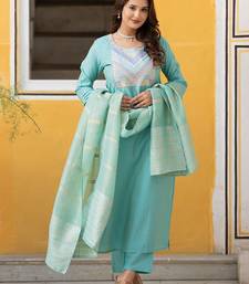 Floral Yoke Design Sequinned Chanderi Silk Straight Kurta With Trousers & Dupatta