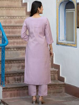 Women Floral Embroidered Kurta with Trousers & Dupatta 5