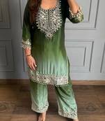 Green chinon kurta pant set with real mirror work