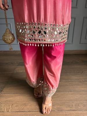 Rani pink chinon kurta pant set with real mirror work 2