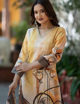 Floral Woven Design V-Neck Zari Work Straight Kurta With Trousers & Dupatta 5
