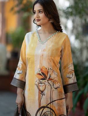Floral Woven Design V-Neck Zari Work Straight Kurta With Trousers & Dupatta 6