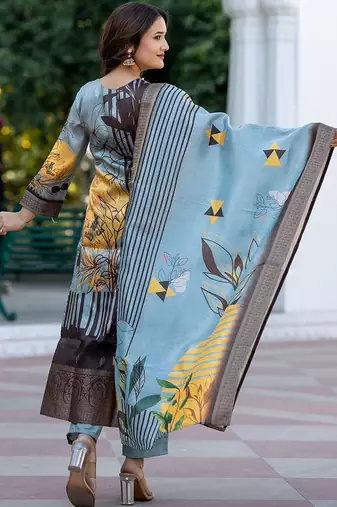 Women Regular Kurta with Trousers & With Dupatta