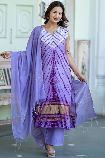 Abstract Printed V-Neck Pure Silk Kurta With Trousers & Dupatta
