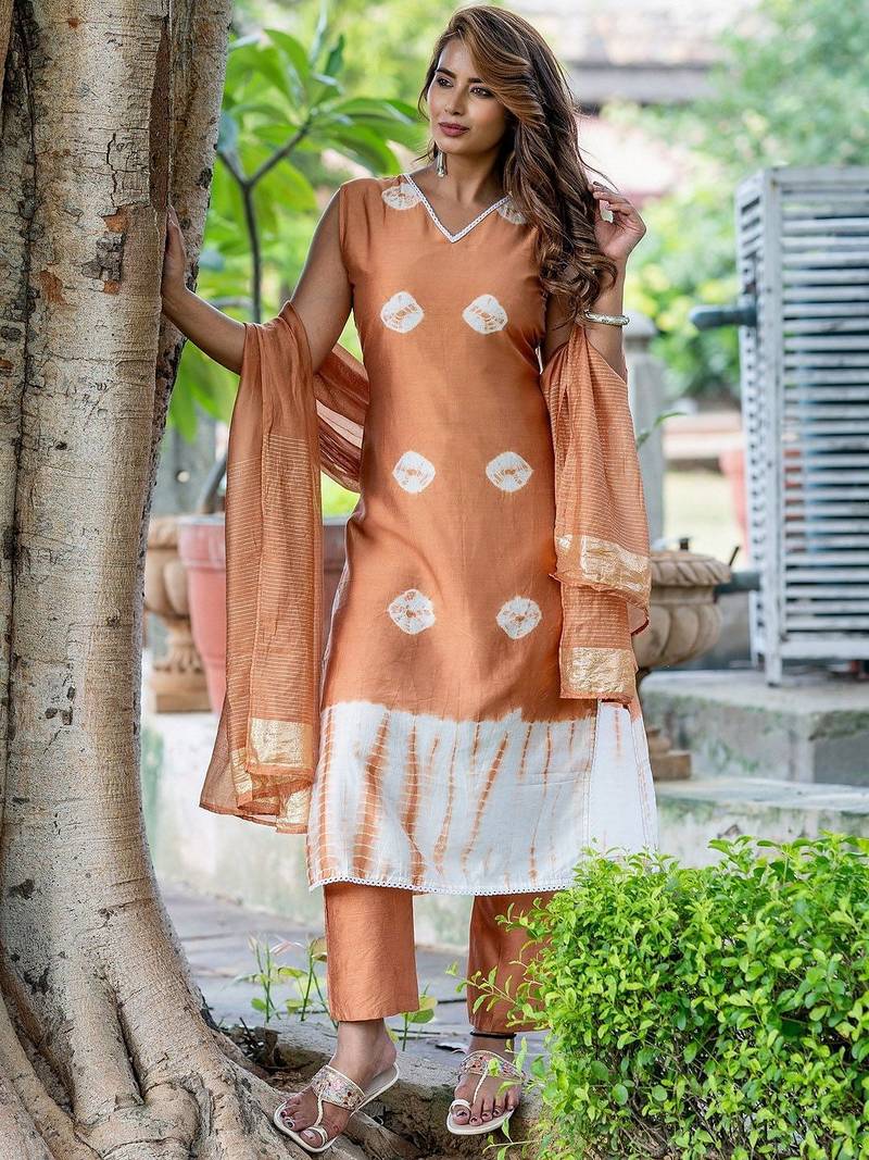 Bandhani Dyed V-Neck Pure Silk Straight Kurta With Trousers & Dupatta