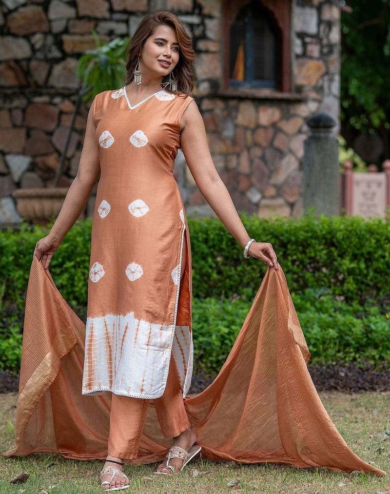 Bandhani Dyed V-Neck Pure Silk Straight Kurta With Trousers & Dupatta