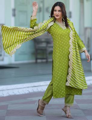 Women Bandhani Printed Empire Thread Work Kurta with Trousers & With Dupatta 5