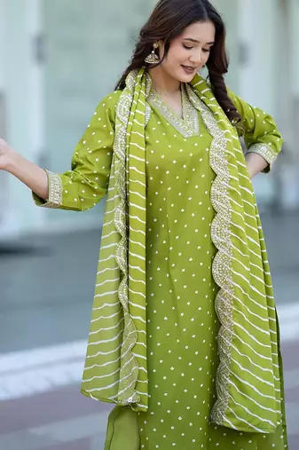 Women Bandhani Printed Empire Thread Work Kurta with Trousers & With Dupatta