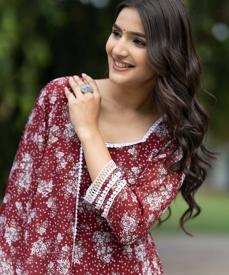 Women Floral Printed Empire Gotta Patti Kurta with Trousers & With Dupatta