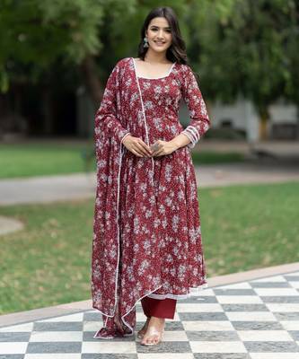 Women Floral Printed Empire Gotta Patti Kurta with Trousers & With Dupatta 2