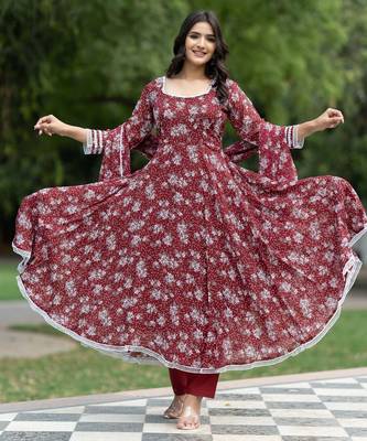 Women Floral Printed Empire Gotta Patti Kurta with Trousers & With Dupatta 3