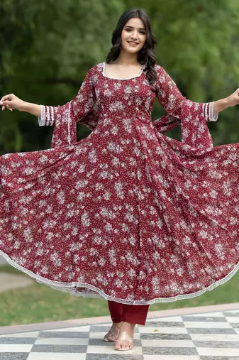 Women Floral Printed Empire Gotta Patti Kurta with Trousers & With Dupatta