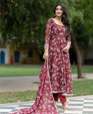 Women Floral Printed Empire Gotta Patti Kurta with Trousers & With Dupatta 4