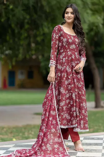 Women Floral Printed Empire Gotta Patti Kurta with Trousers & With Dupatta