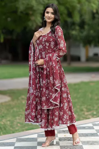 Women Floral Printed Empire Gotta Patti Kurta with Trousers & With Dupatta