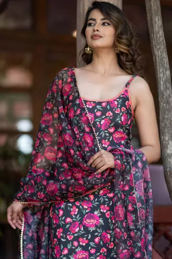 Floral Printed Empire Flared Anarkali Kurta With Trousers & Dupatta