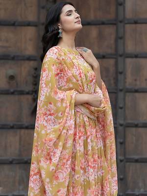 Women Floral Printed Empire Sequinned Kurta with Trousers & With Dupatta 7