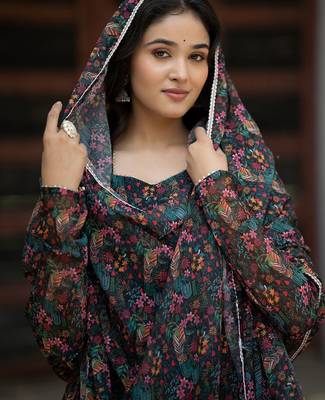 Women Floral Printed Empire Gotta Patti Kurta with Trousers & With Dupatta 2