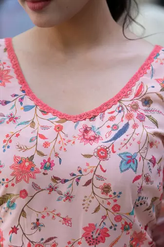 Women Floral Printed Empire Kurta with Trousers & With Dupatta