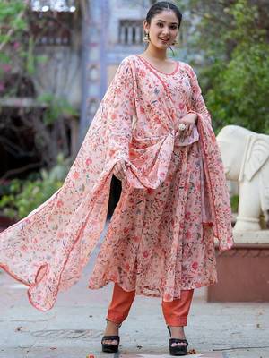 Women Floral Printed Empire Kurta with Trousers & With Dupatta 3