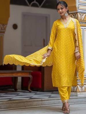 Women Bandhani Embroidered Regular Sequinned Kurta with Trousers & With Dupatta 1