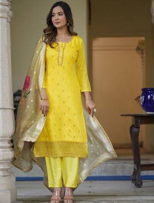 Floral Woven Design Regular Thread Work Straight Kurta With Trousers & Dupatta 7