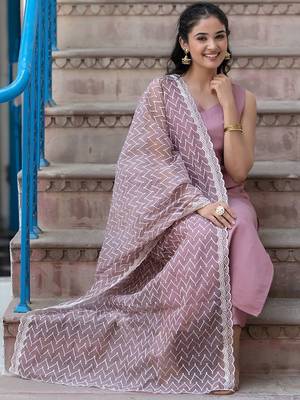 Sweetheart Neck Regular Thread Work Pure Silk Kurta With Trousers & Dupatta 7