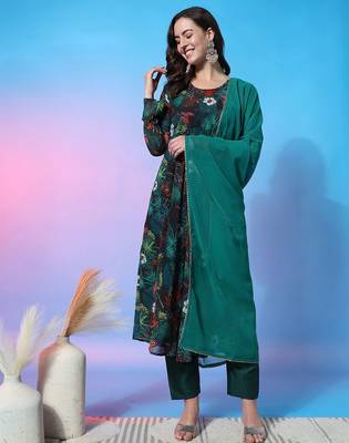 Floral Printed Empire Gotta Patti Kurta with Trousers & Dupatta 1