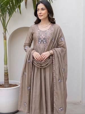 Women Ethnic Motifs Embroidered Regular Thread Work Kurta with Palazzos & With Dupatta 4