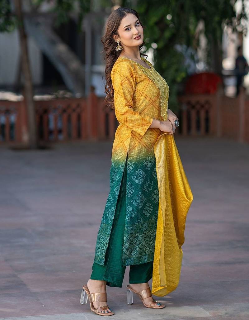 Women Ethnic Motifs Dyed Regular Sequinned Kurta with Palazzos & With Dupatta