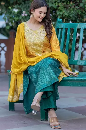 Women Ethnic Motifs Dyed Regular Sequinned Kurta with Palazzos & With Dupatta