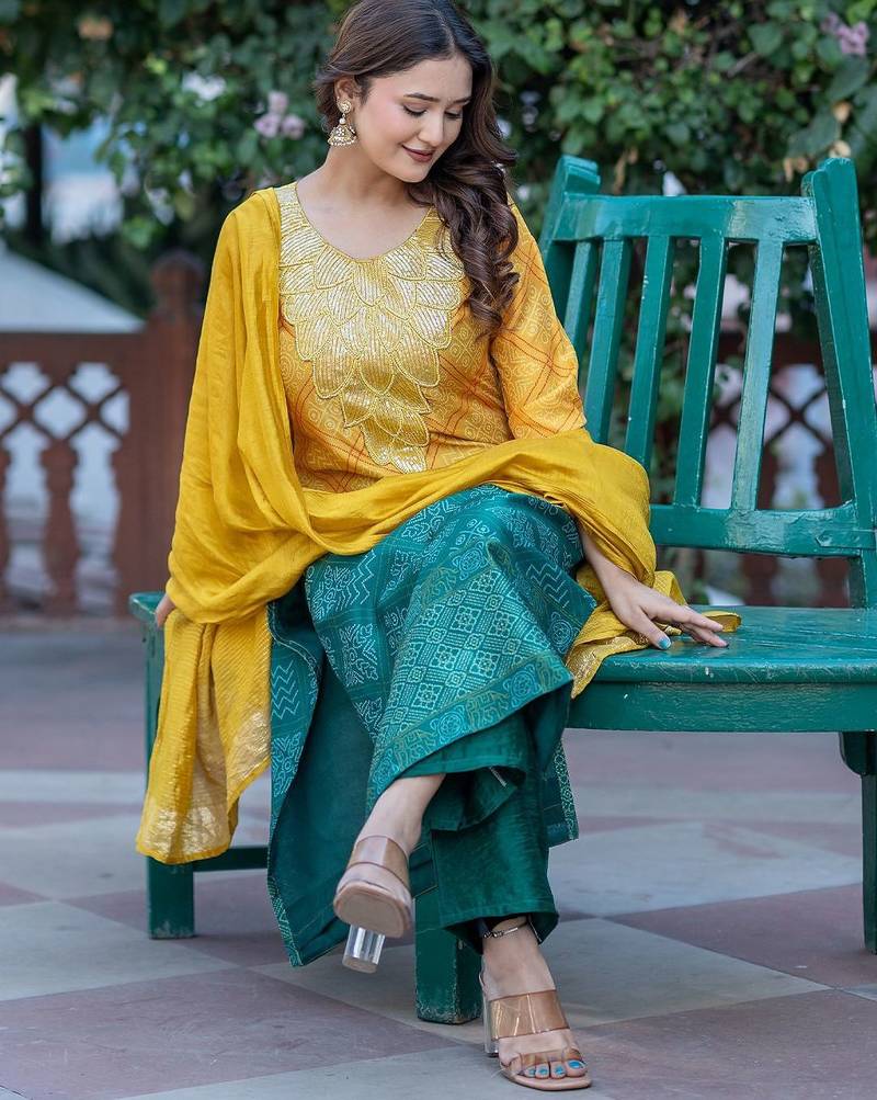 Women Ethnic Motifs Dyed Regular Sequinned Kurta with Palazzos & With Dupatta