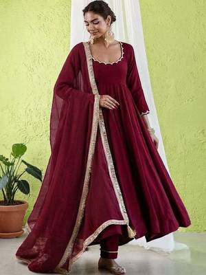 Women Empire Gotta Patti Chanderi Silk Kurta with Trousers & With Dupatta 1