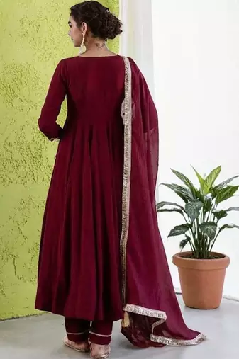 Women Empire Gotta Patti Chanderi Silk Kurta with Trousers & With Dupatta