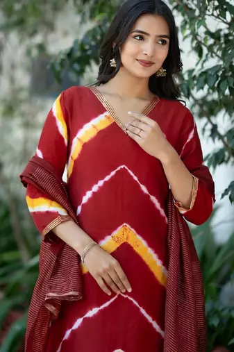 Women Dyed Regular Kurta with Trousers & With Dupatta