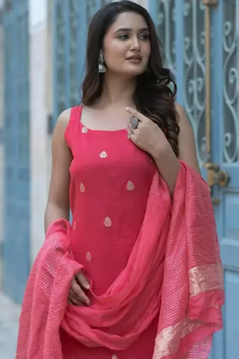 Women Ethnic Motifs Regular Kurta with Trousers & With Dupatta