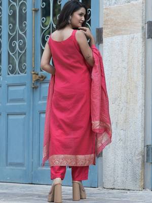 Women Ethnic Motifs Regular Kurta with Trousers & With Dupatta 4