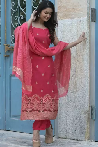 Women Ethnic Motifs Regular Kurta with Trousers & With Dupatta