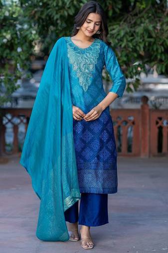 Women Ethnic Motifs Printed Regular Sequinned Kurta with Trousers & With Dupatta