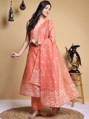 Women Ethnic Motifs Printed Regular Kurta with Trousers & With Dupatta 3